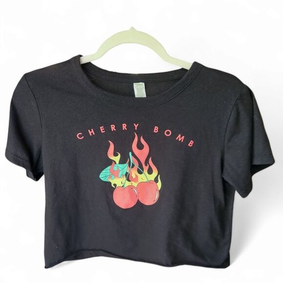Cherry bomb crop t-shirt women's medium  Y2K throwback girly graphic cute - Picture 1 of 5